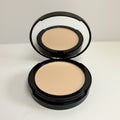 Blur Me pressed powder