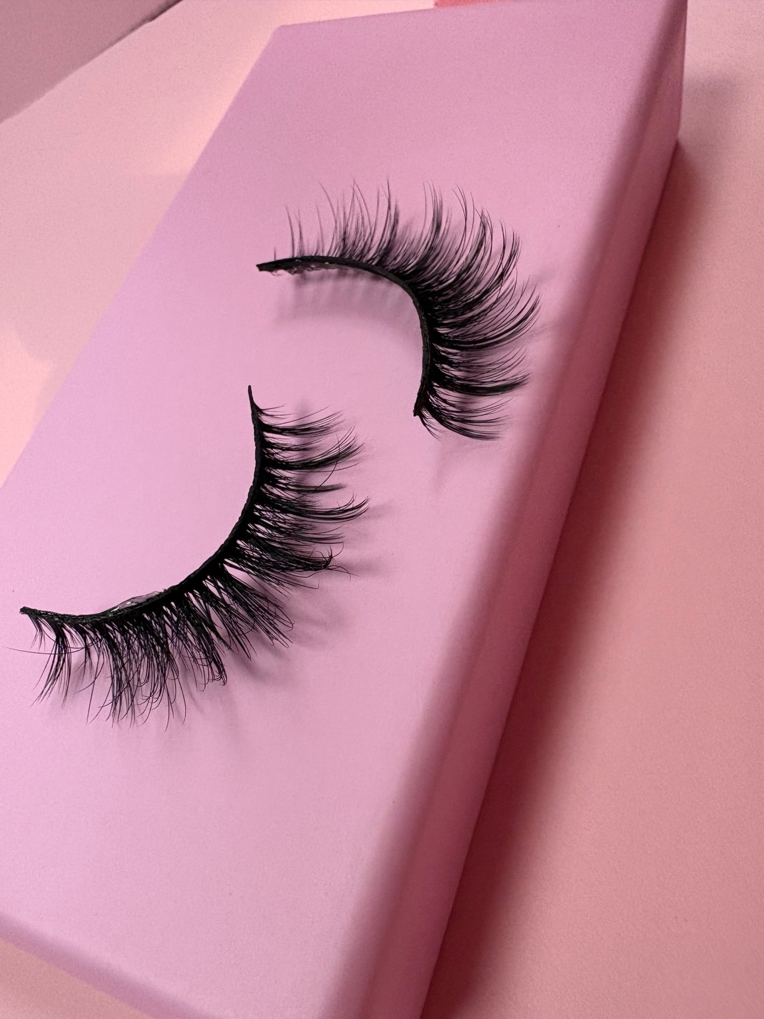 Omorfia lashes