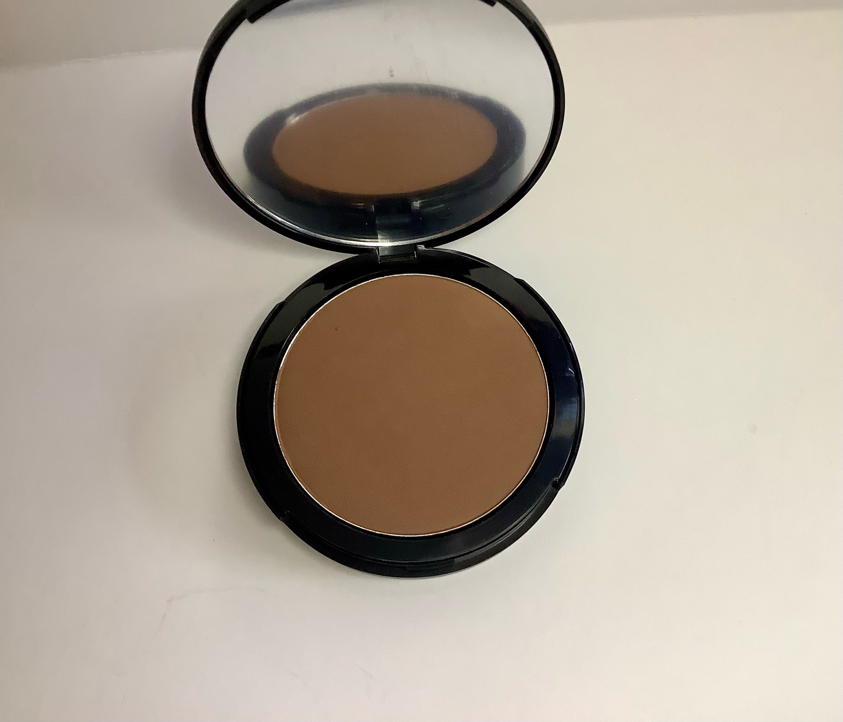 Blur Me pressed powder