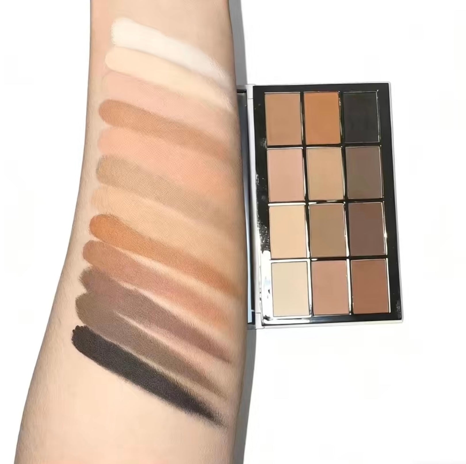 Dimensions matte palette
